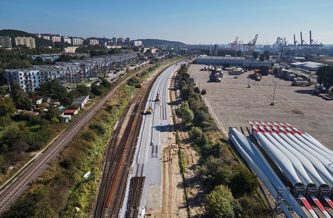 Morawiecki Nowa Infrastruktura Kolejowa W Porcie Gdynia W Ci Gu