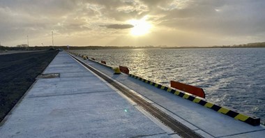 Budowa nabrzeży w porcie instalacyjnym w Świnoujściu zakończona