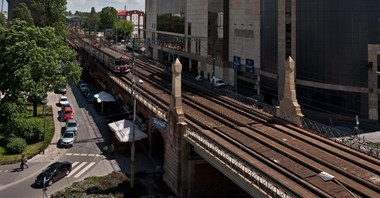 Wrocław: Czwarty tor na estakadzie ma zmniejszyć problemy z przepustowością 