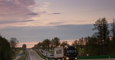 Ruch ciężarówek na drogach GDDKiA wyższy niż przed rokiem  